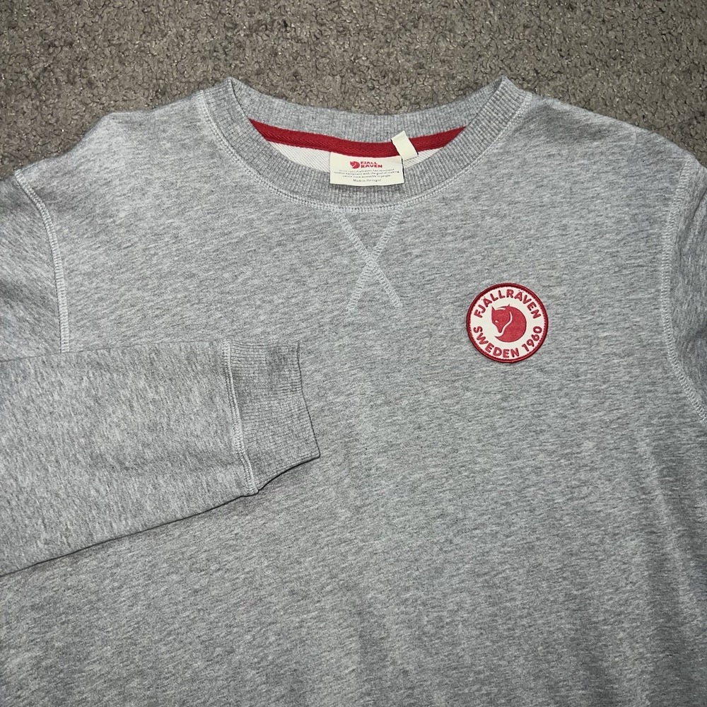 Fjallraven 1960 Logo Badge Sweatshirt Size Large Women's Crewneck Grey